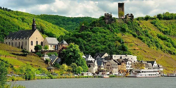 Gaestehaus Portugall Affittacamere Ellenz-Poltersdorf